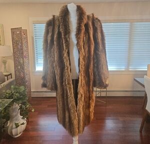 Vintage 1960s Genuine Racoon Fur Coat Brown Womens Size Small